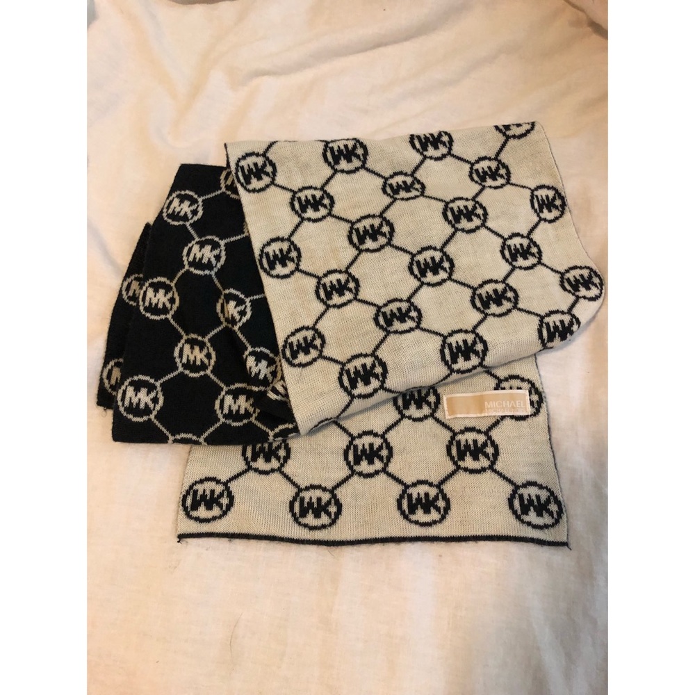 SALE! Michael Kors scarf